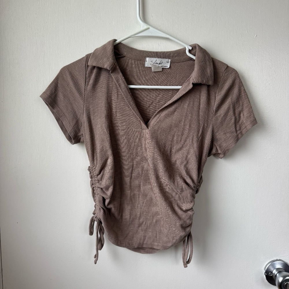 Brown/Mocha colored top size small